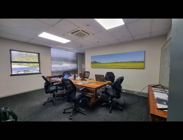 2,052M² WAREHOUSE TO LET IN GLEN MARAIS